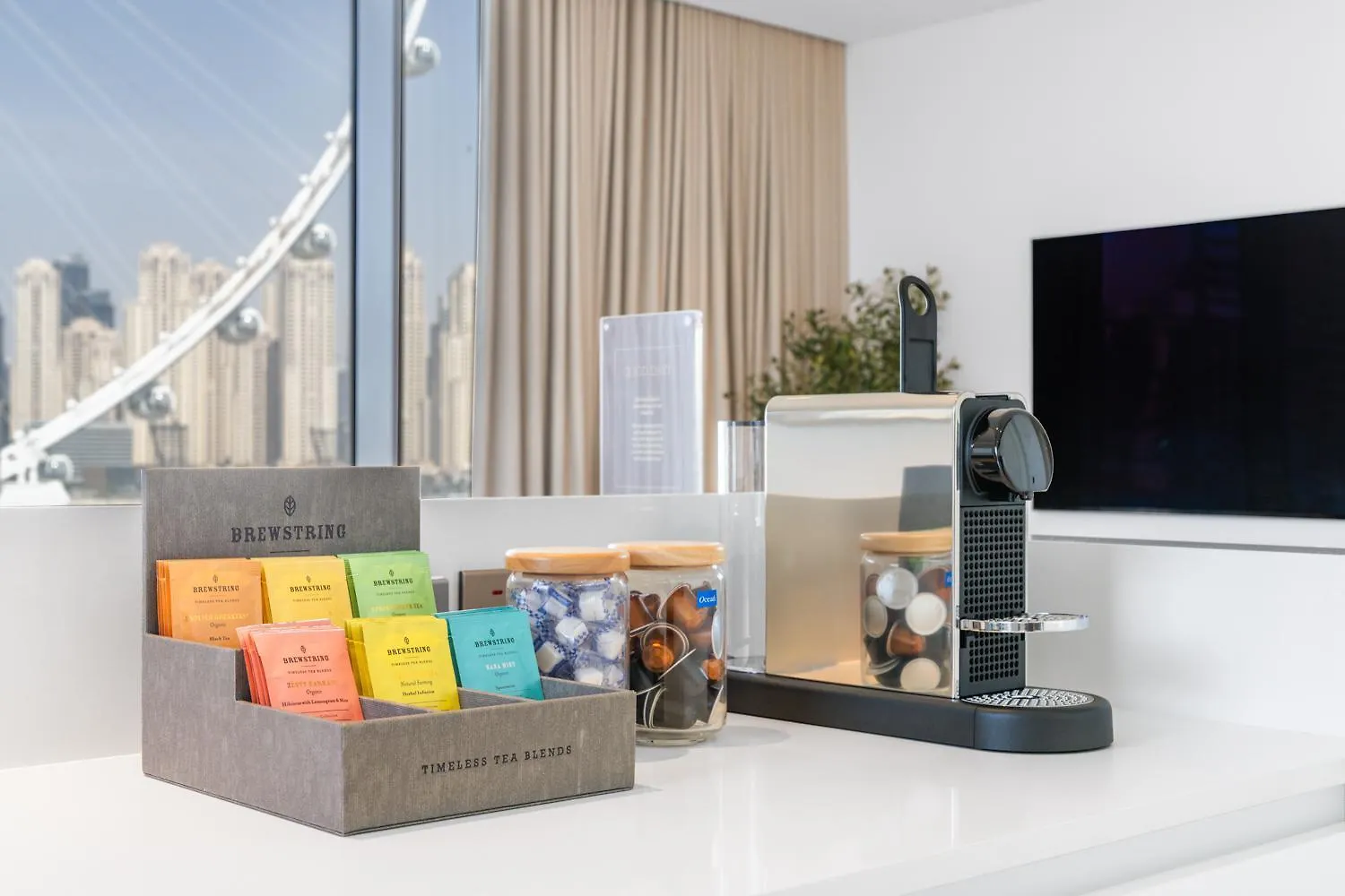 Most Beautiful 3 Bedroom Apt In Bluewaters Island, Dubai 0*,